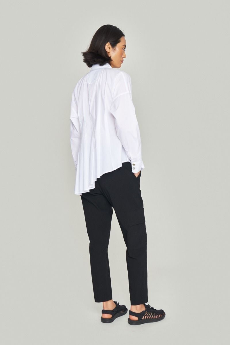 Magic stretch trousers with pockets